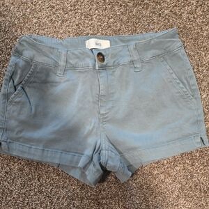 BKE Women's Gray Cargo Shorts